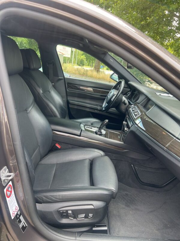 BMW 7er 740d xDrive 2014