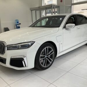 BMW 7er 745e M Sport 2021