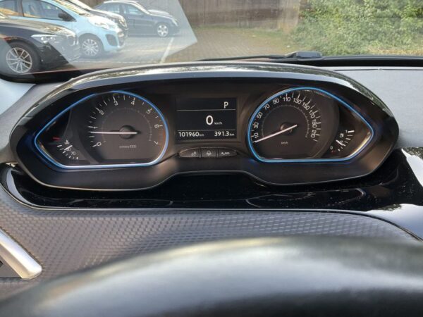 Peugeot 2008 1.2 PureTech Allure 2017