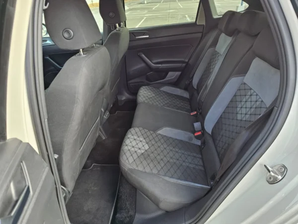 Volkswagen Taigo 1.0 TSI R-Line DSG