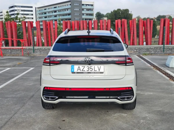 Volkswagen Taigo 1.0 TSI R-Line DSG