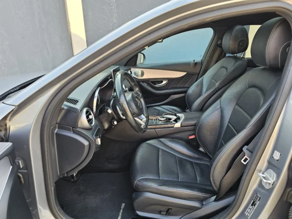Mercedes Benz C 300 BlueTEC Hybrid AMG Line