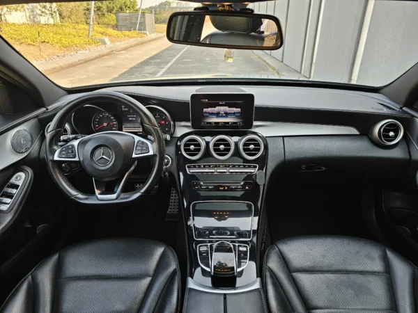 Mercedes Benz C 300 BlueTEC Hybrid AMG Line