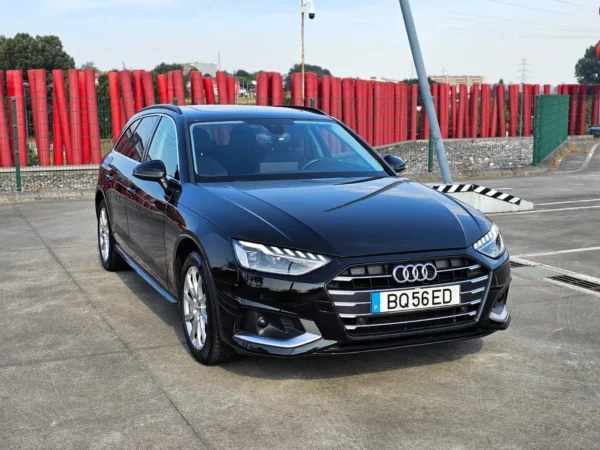 Audi A4 Avant 30 TDI S tronic