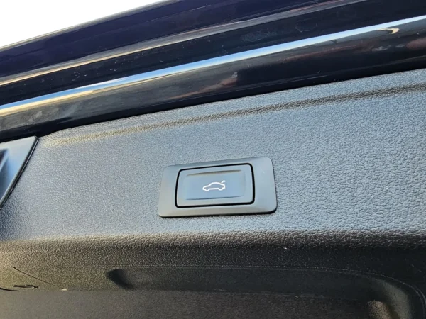 Audi A4 Avant 30 TDI S tronic